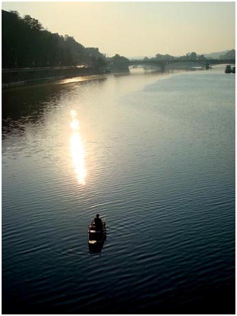 Early Fishing in Praha