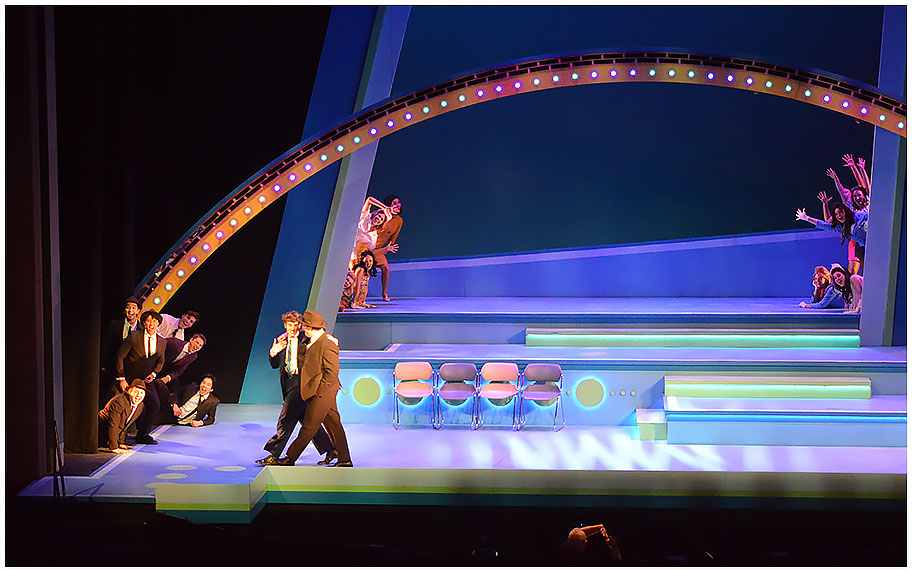 End of Show, Catch Me If You Can